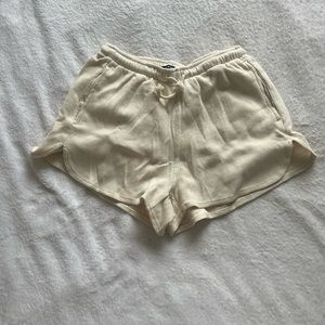 BRANDY MELVILLE SHORT